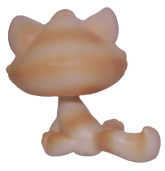 #0122 Sitting Bonbon Cat